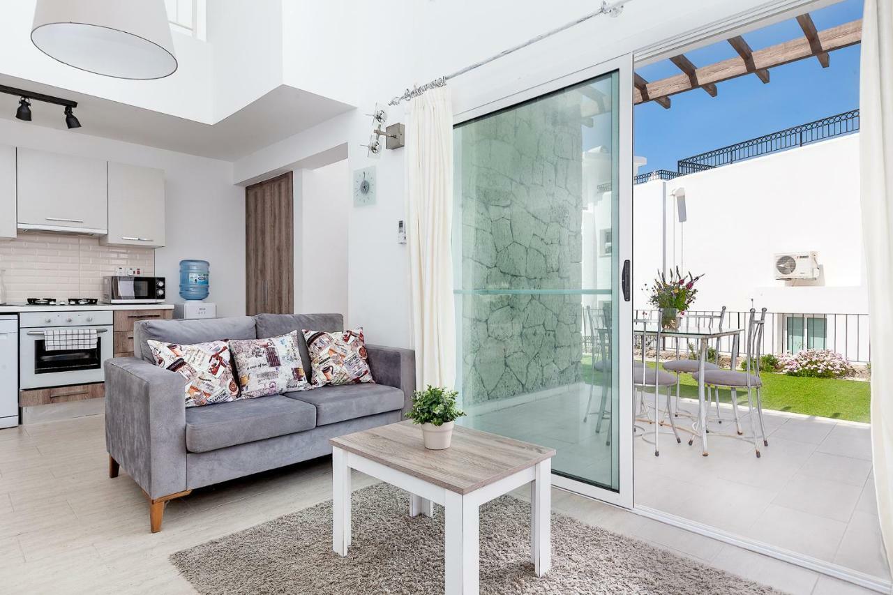 Seaview Selvi Village Apt Vasilia Ngoại thất bức ảnh